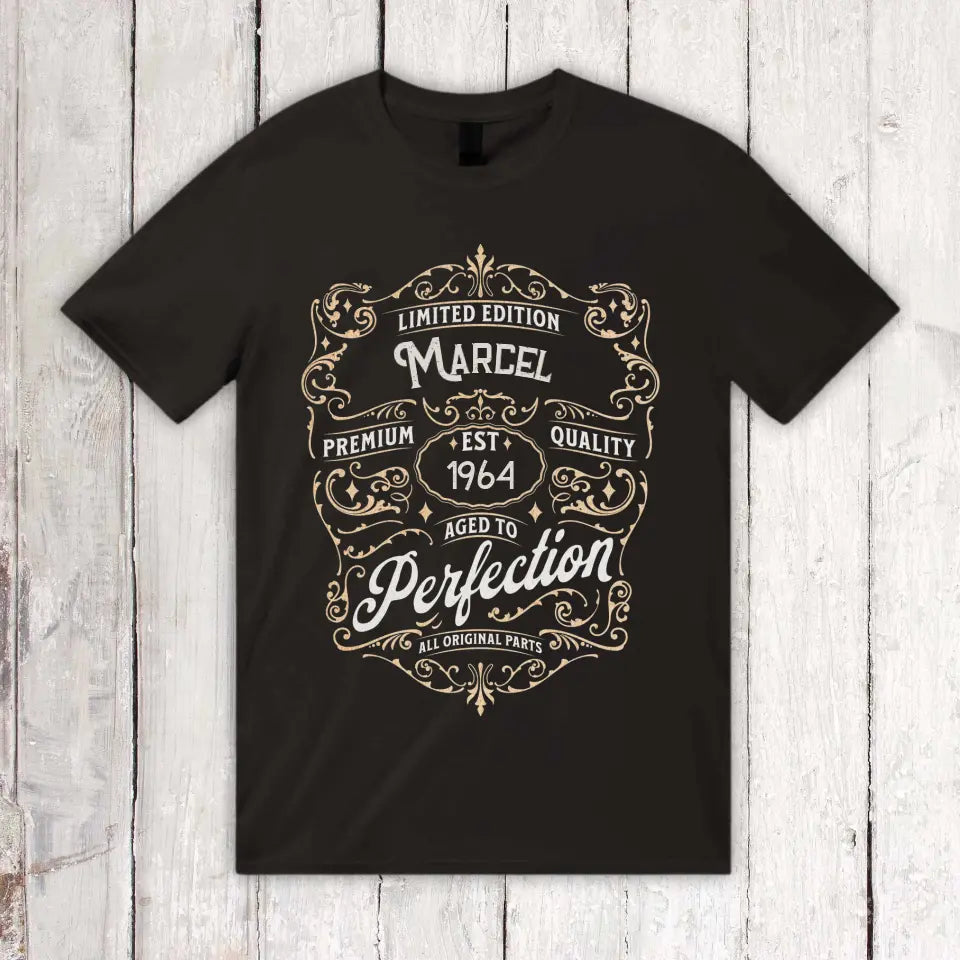 Personalisiertes T-Shirt: Vintage Birthday - Individuelles T-Shirt | Personalize Palace