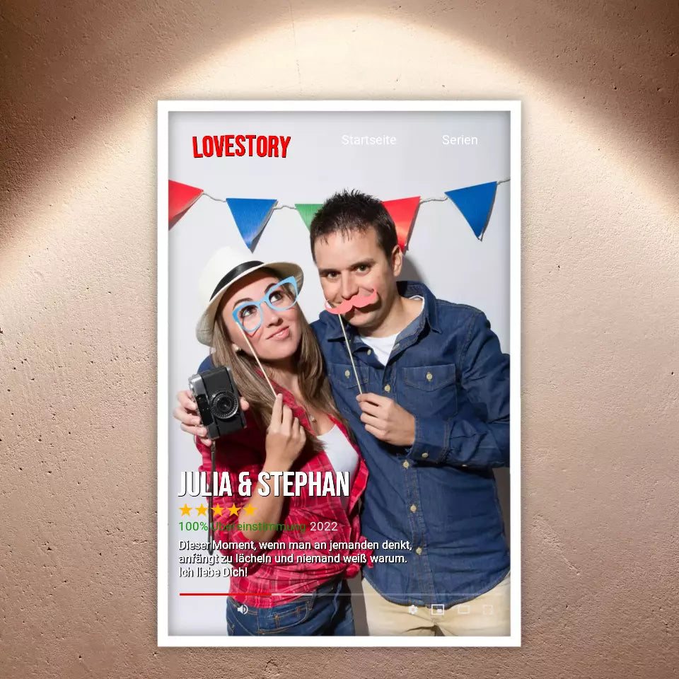 Personalisierte Bilder: Seriencover à la Netflix - Individuelles Poster mit Galerierrahmen | Personalize Palace