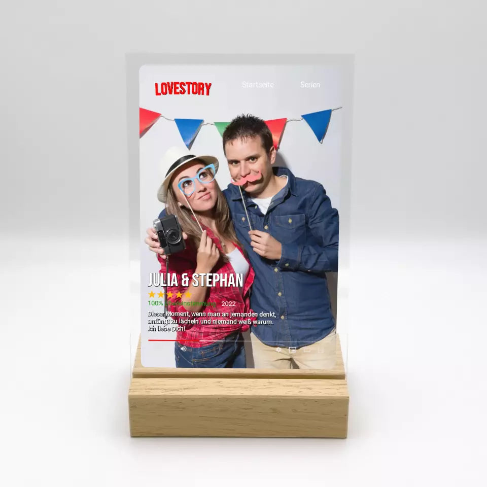 Personalisierte LED Bilder: Lovestory: euer Film wie bei Netflix- Individuelles Acryl Glas mit Ständer | Personalize Palace