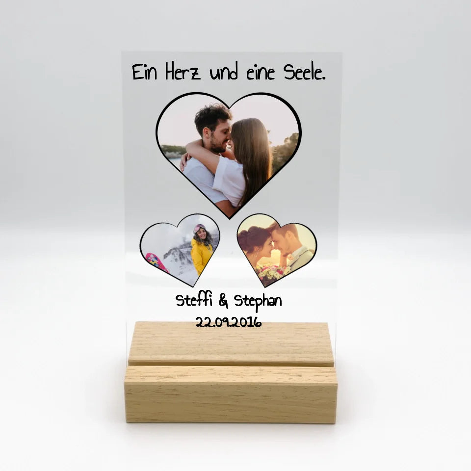 Personalisierte LED Bilder: Euer Liebeslicht mit Foto - Individuelles Acryl Glas mit Ständer | Personalize Palace