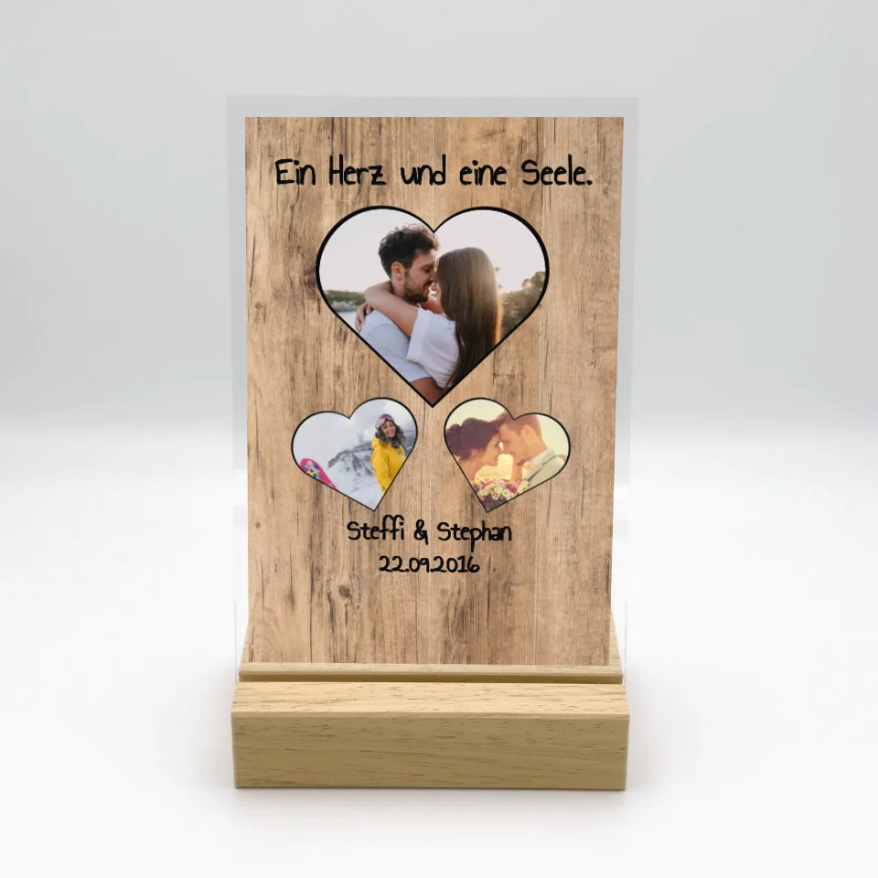 Personalisierte LED Bilder: Herzbild Collage - Individuelles Acryl Glas mit Ständer | Personalize Palace