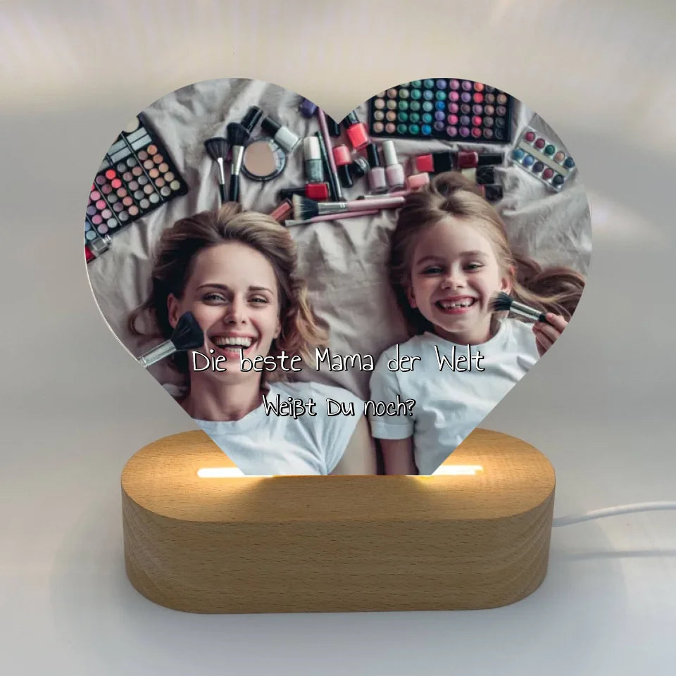Personalisierte LED Bilder: Beleuchtetes Mama-Herz - individuelles Acryl LED Licht | Personalize Palace