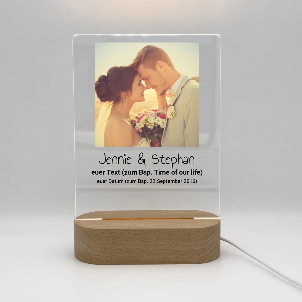 Personalisierte LED Bilder: LED Scrabble Ständer - Individuelles Acryl Glas mit Ständer | Personalize Palace
