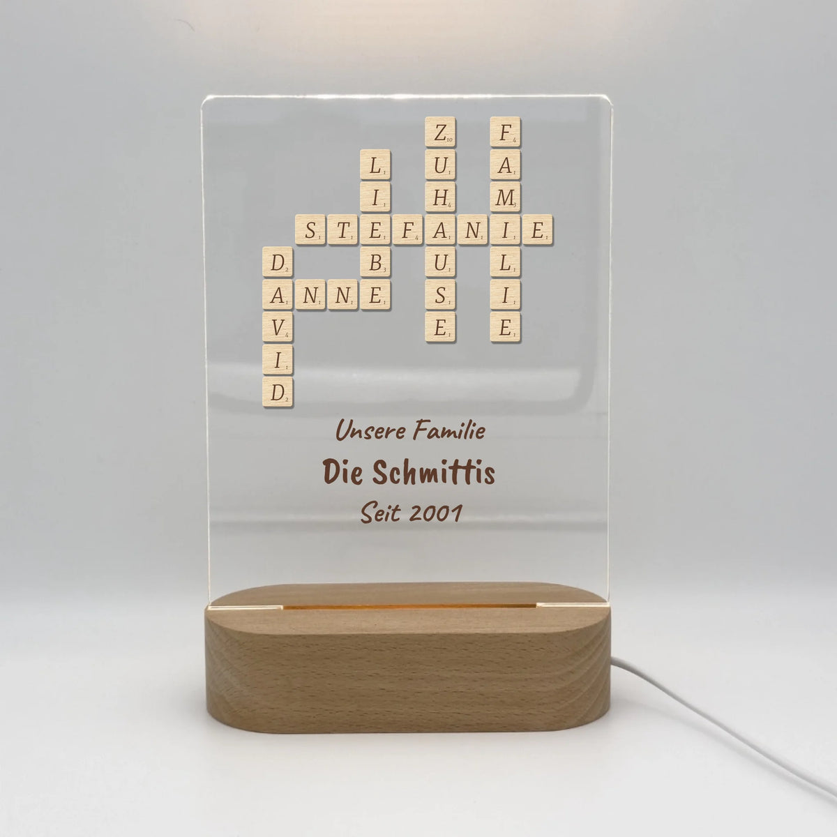 Personalisierte LED Bilder: LED Scrabble Ständer - Individuelles Acryl Glas mit Ständer | Personalize Palace