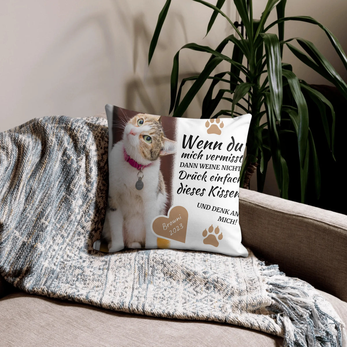 Personalisiertes Kissen: "Wir regieren das Sofa" - individuelles Premium Katzenkissen | Personalize Palace