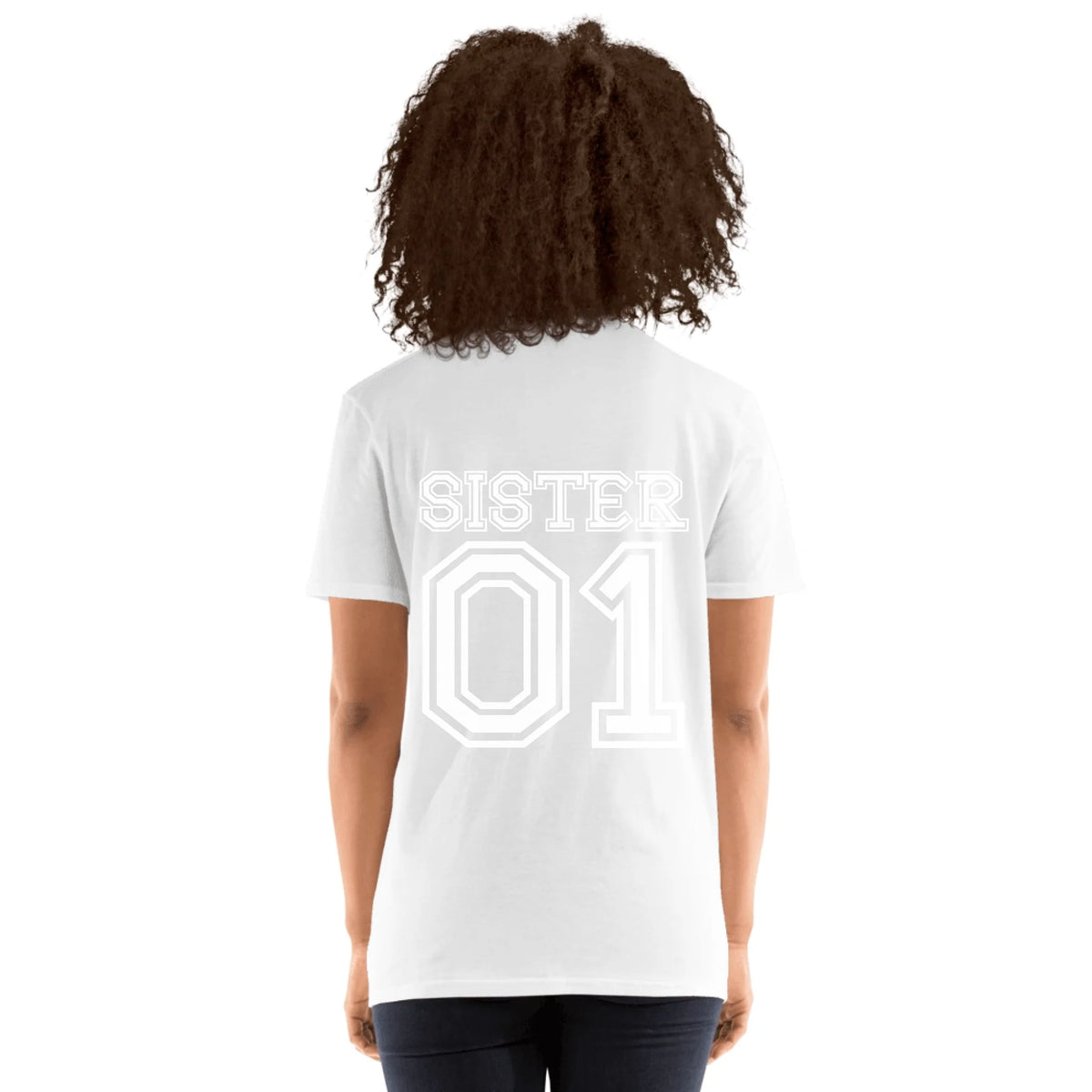 05_gildan64000_onwoman_back_base_whitebg