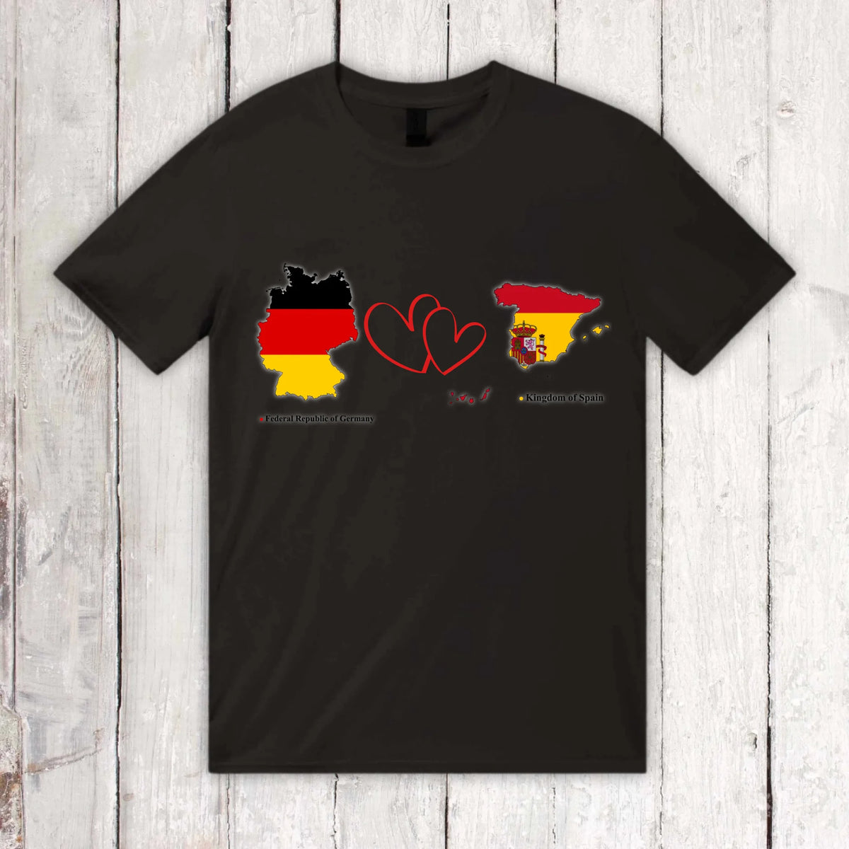 Personalisiertes Länder Shirt mit Herz – 2 Länder frei wählbar – Geschenk für Paare & Fernbeziehung | Personalize Palace