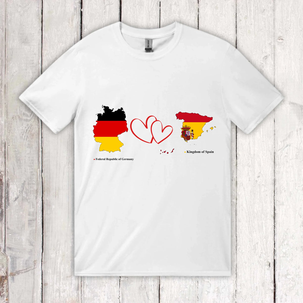 Personalisiertes Länder Shirt mit Herz – 2 Länder frei wählbar – Geschenk für Paare & Fernbeziehung | Personalize Palace