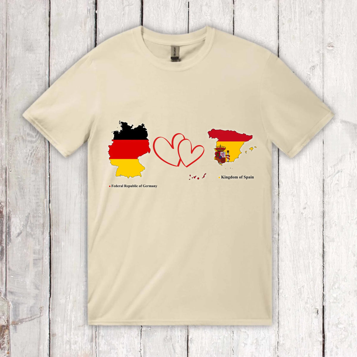 Personalisiertes Länder Shirt mit Herz – 2 Länder frei wählbar – Geschenk für Paare & Fernbeziehung | Personalize Palace
