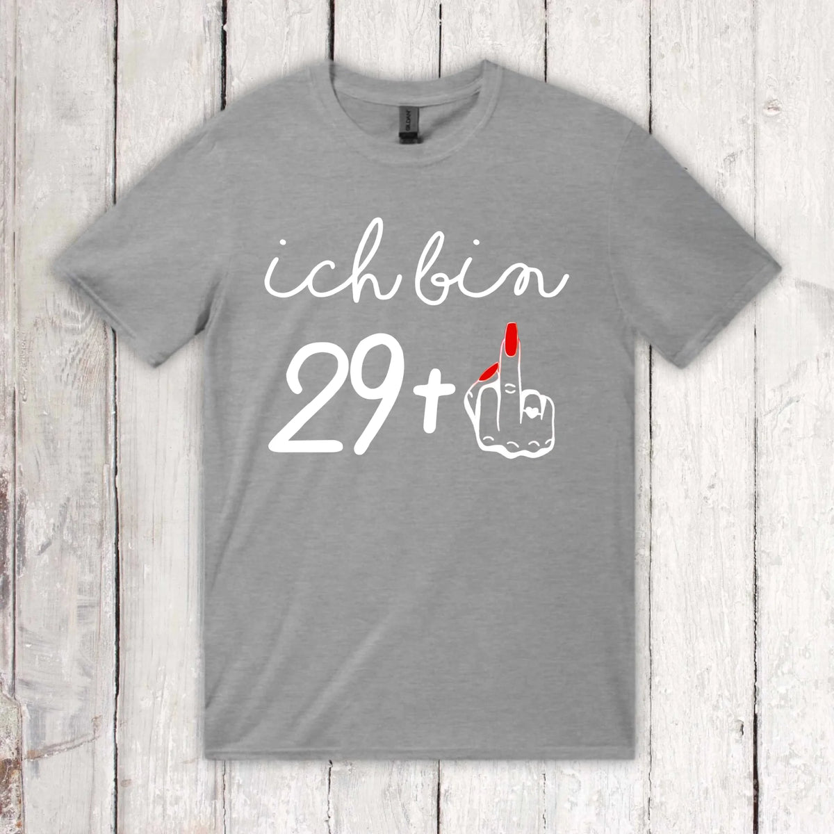Ich bin 29, 39, 49 plus Mittelfinger – individuelles Geburtstags T-Shirt | Personalize Palace
