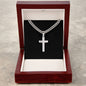 Personalisierter Schmuck: Graviertes Stahl-Kreuz - individuelle Halskette | Personalize Palace